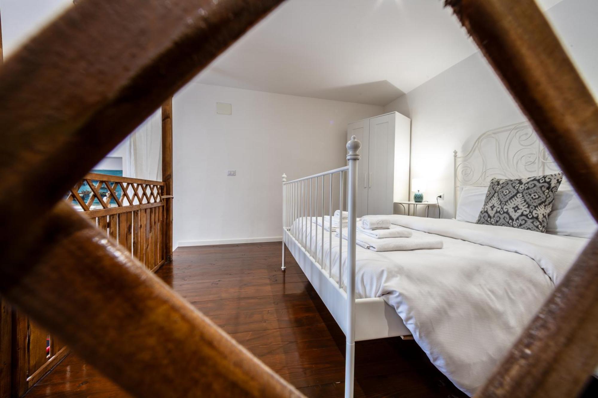 Mh Suites Rooms Apartments Bacoli Exterior foto