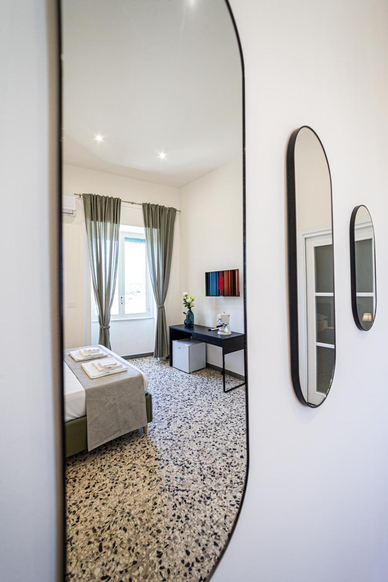 Mh Suites Rooms Apartments Bacoli Exterior foto